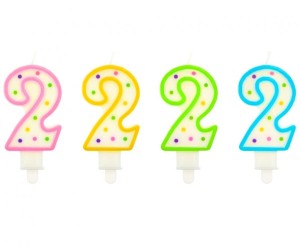 Świeczka cyferka z kropeczkami 2, 7.5 cm